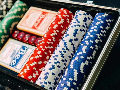 Kiste mit Pokerchips